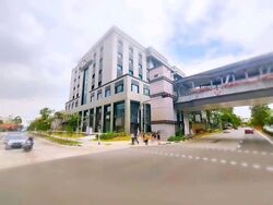 Tampines Central 1 (D18), Retail #581031091